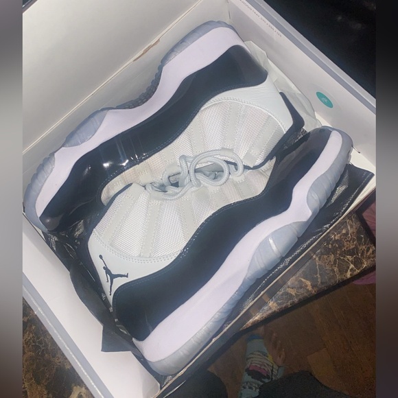 Size 10.5 Air Jordan’s retro Concord 11’s Clean 🧼